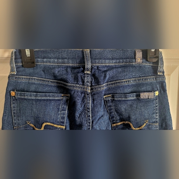 7 for all Mankind Jeans- size 26 - Picture 4 of 5